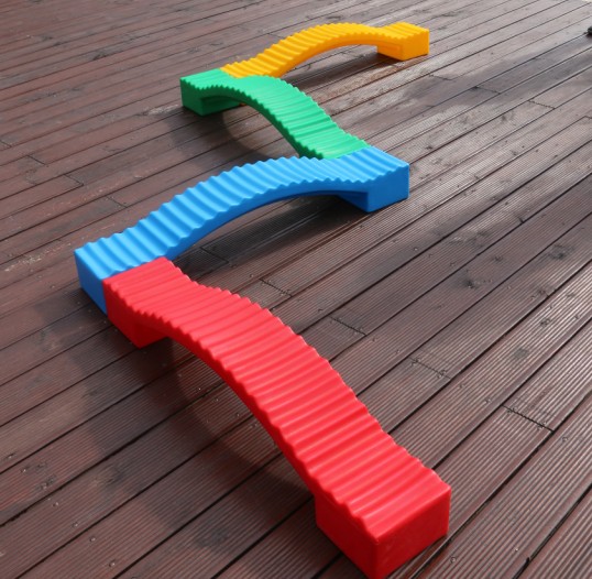 儿童独木桥拱形感统训练体能组合玩具器材幼儿园户外加厚平衡木