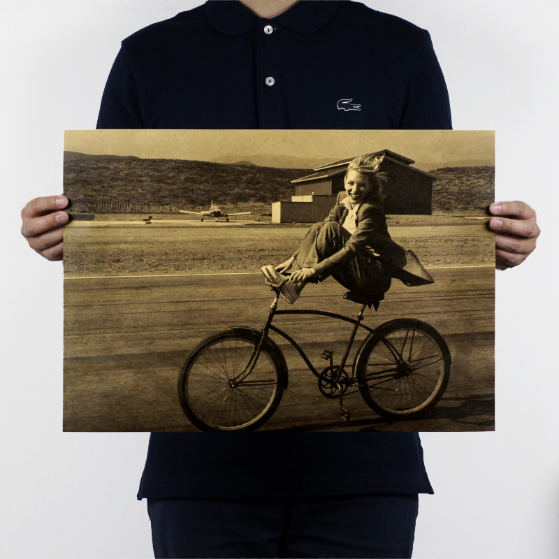 复古自行车凯特布兰切特欧美女星怀旧牛皮纸海报宿舍壁纸装饰贴画